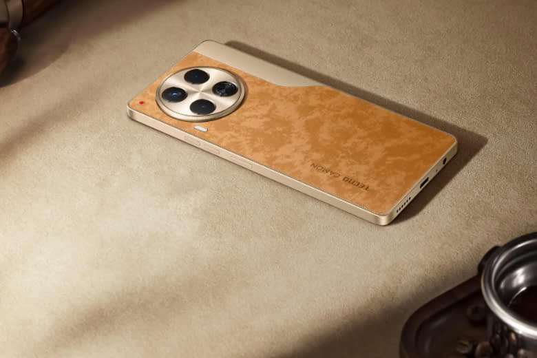 So sánh TECNO Camon 40 và Camon 30: Cuộc đối đầu hấp dẫn giữa hai siêu phẩm tầm trung! 13 Thiết kế TECNO Camon 40 và Camon 30