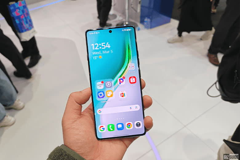 So sánh TECNO Camon 40 và Camon 30: Cuộc đối đầu hấp dẫn giữa hai siêu phẩm tầm trung! 14 So sánh màn hình TECNO Camon 40 và Camon 30