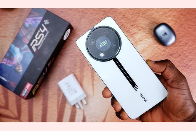 Mở hộp và trải nghiệm trên tay itel RS4: Chất lượng vượt trội hơn giá cả 7 trên tay Itel RS4