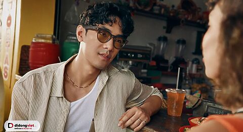 Tính năng Dịch trực tiếp đã có trên mọi mẫu kính Ray-Ban Meta