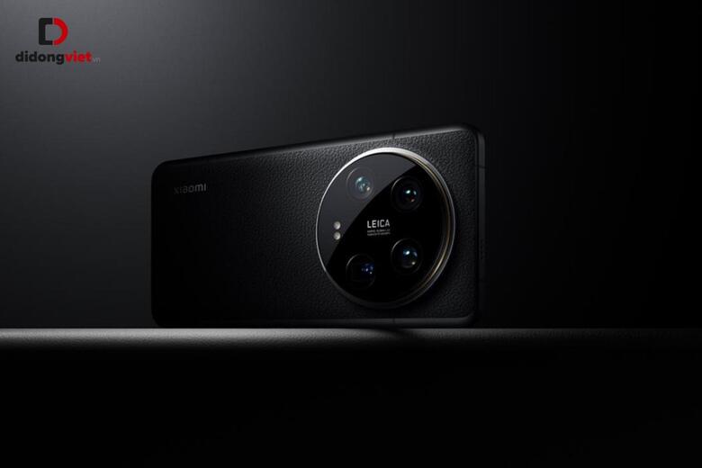 Xiaomi 15 Ultra có mấy màu? Màu nào đẹp nhất trong dòng sản phẩm này? 7 Xiaomi 15 Ultra màu đen (Black)