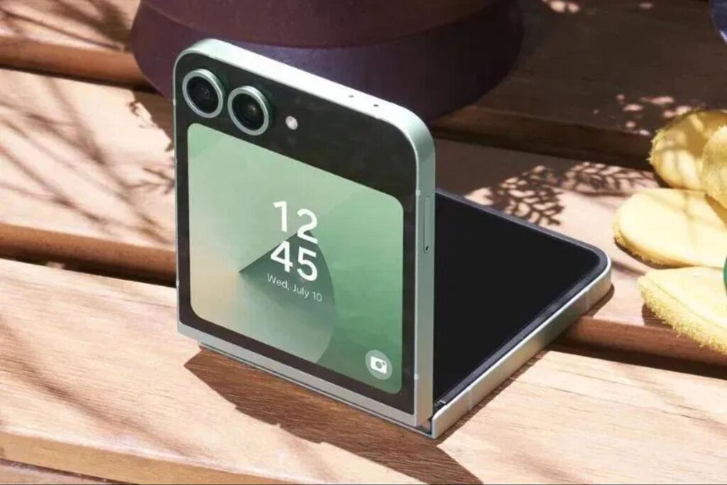 Samsung Galaxy Z Flip7 khi nào ra mắt? Có gì mới? 12 Galaxy Z Flip7 sở hữu pin 4,300 mAh và hỗ trợ sạc nhanh 25W, cho phép sử dụng lâu dài và sạc tiện lợi.