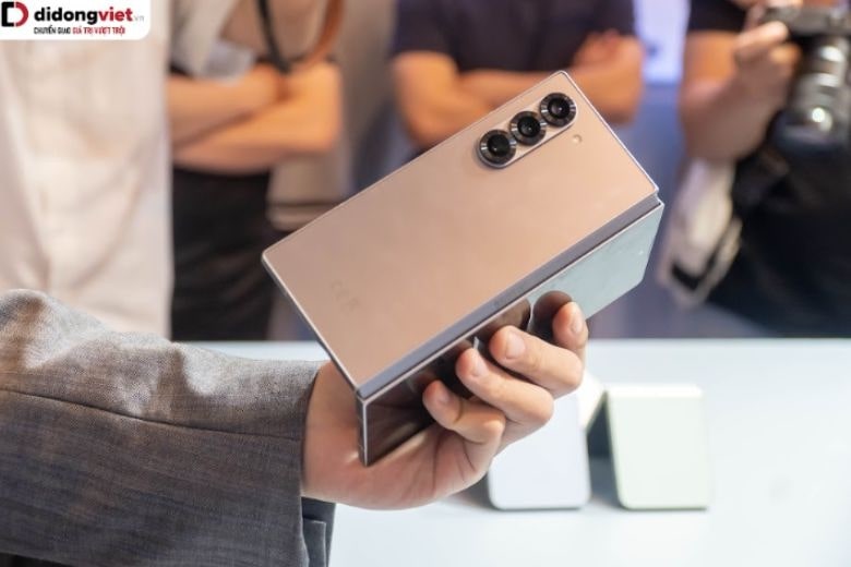 Samsung Galaxy Z Fold7 khi nào ra mắt? Có gì mới? 12 Galaxy Z Fold7 hoàn toàn xứng đáng là lựa chọn hàng đầu cho năm 2025