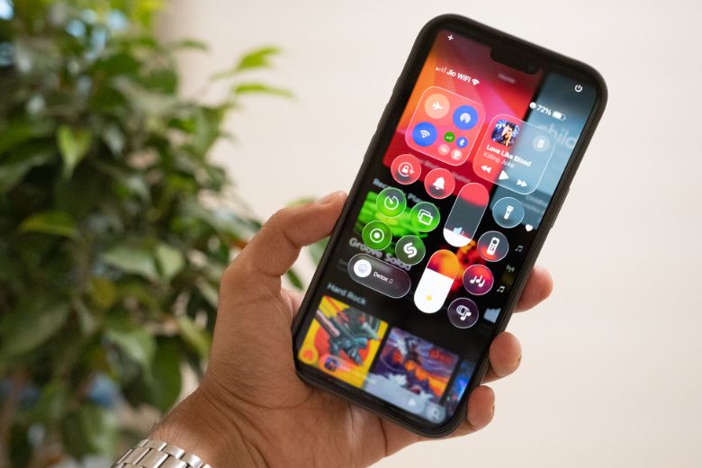 5 Thay Đổi Lớn Trên iOS 26 Sẽ “Định Nghĩa Lại” Cách Bạn Dùng iPhone 15 iOS 26