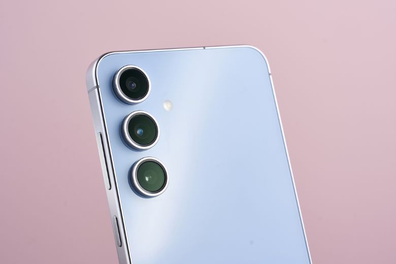 Galaxy S25 FE lộ toàn bộ thiết kế: Màn 6.5 inch, khung viền vuông vức, làm gió mới cho phân khúc cận cao cấp? 7 Galaxy S25 FE