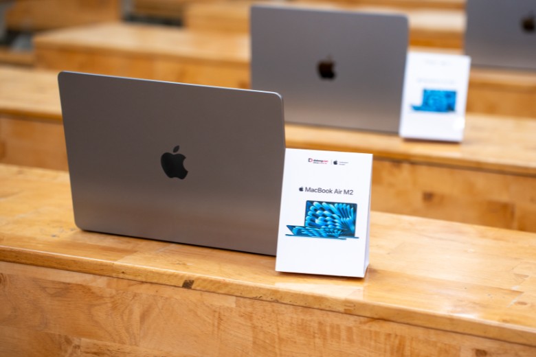 Hệ Sinh Thái Apple Trao Quyền Sinh Viên Khai Phá - Tiếp Cận Công Cụ Sáng Tạo Vô Tận 7 bia edu sinh vien 4