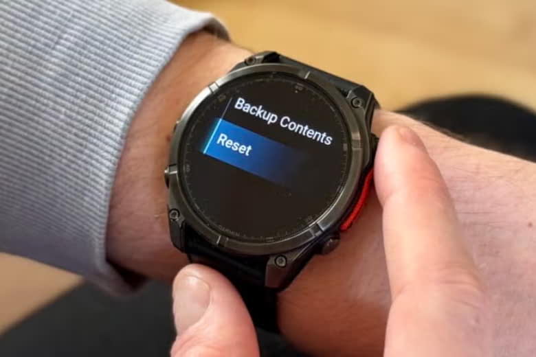 cách reset đồng hồ Garmin
