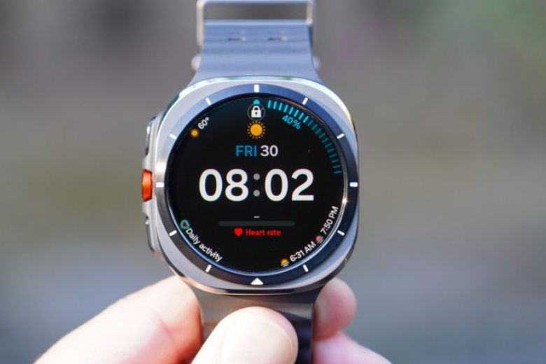 Galaxy Watch Ultra Nhận One UI 8 Watch: Kỷ Nguyên AI Trên Cổ Tay Chính Thức Bắt Đầu 6 galaxy watch ultra one ui 8 watch 4