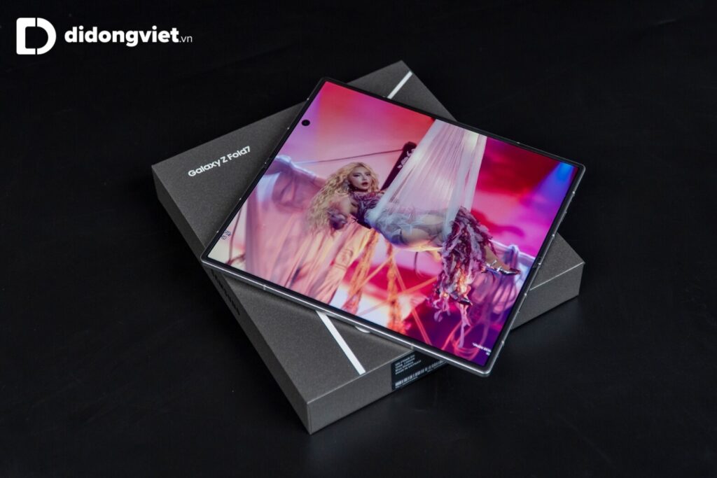 Galaxy Z Fold7 có chống nước không? Giải đáp nhanh và lưu ý thực tế cần biết 4 galaxy z fold7 co chong nuoc khong 1 1