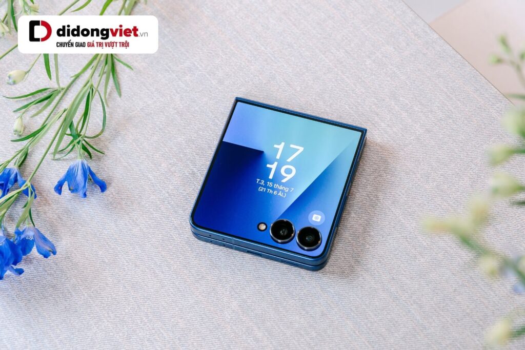 So sánh Z Flip7 và Z Flip6: 4 nâng cấp thực tế và bài toán bù tiền lên đời 9 So sánh Z Flip7 và Z Flip6