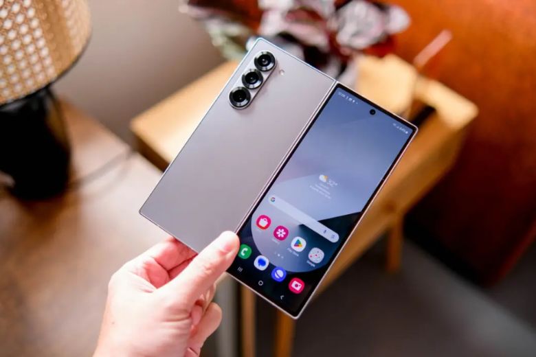 Có nên mua Samsung Z Fold7 với mức giá hiện tại?
