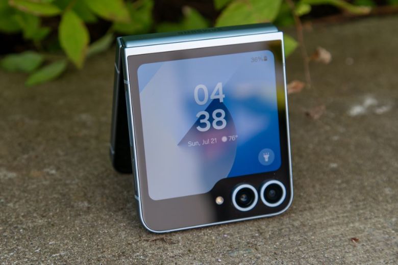 Khám Phá Các Tính Năng Của Camera Galaxy Z Flip7
