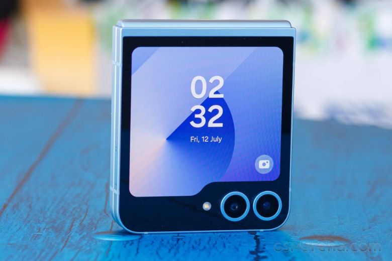 Khám Phá Chế Độ Flex Mode Galaxy Z Flip7
