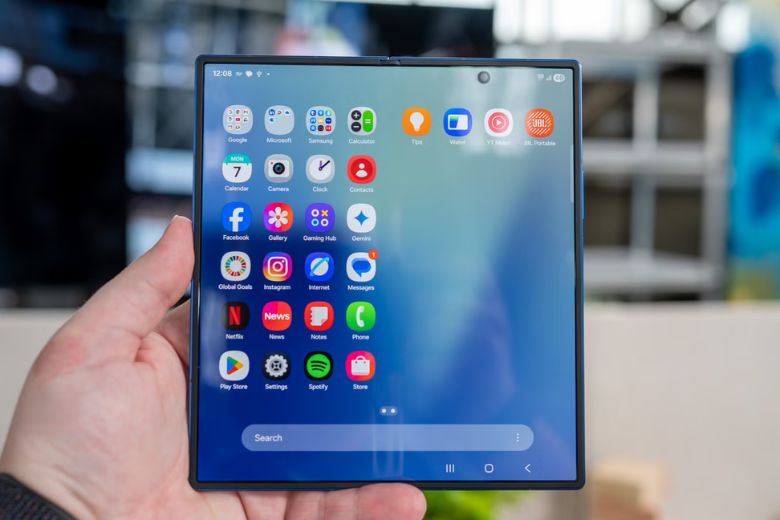 Màn hình siêu rộng của Samsung Galaxy Z Fold7
