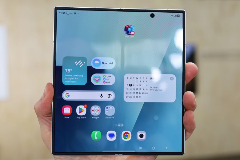 Galaxy Z Fold7 Liệu Có Sống Sót Sau Màn Tra Tấn Khắc Nghiệt? 6 Màn Hình Và Vỏ Máy Của Galaxy Z Fold7