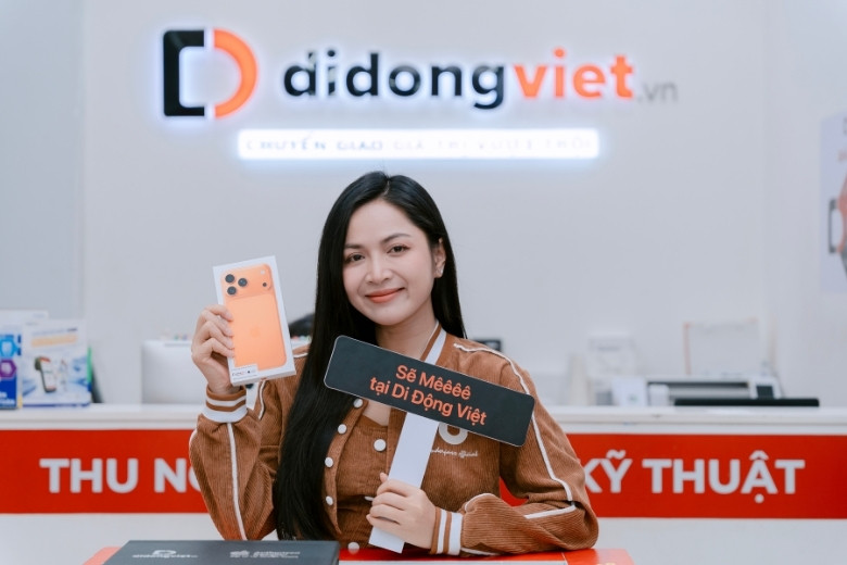 ca sĩ Duyên Quỳnh iPhone 17 Pro Max Di Động Việt