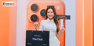 ca sĩ Hà Nhi sắm iPhone 17 Pro Max tại Di Động Việt