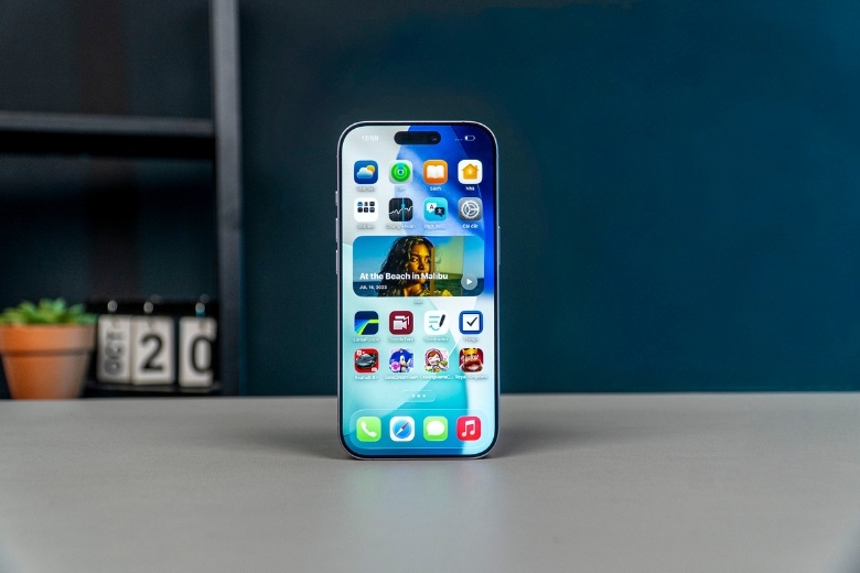 iPhone 17 256GB hay 512GB: Nên chọn bản nào phù hợp nhất 2025? 8 Có nên chọn iPhone 17 256GB hay 512GB tổng quan