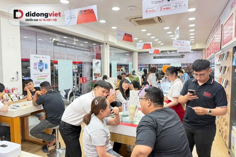 Di Động Việt đông khách