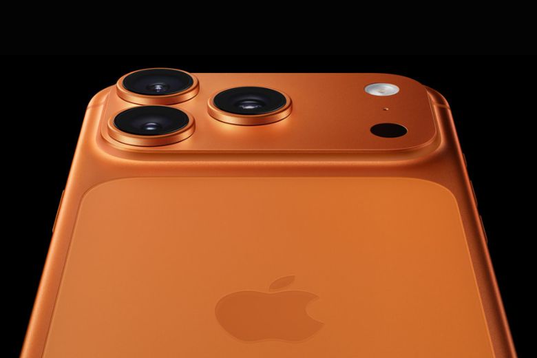 iPhone 17 Pro Max màu cam có dễ trầy xước và phai màu theo thời gian không? 10 iPhone 17 Pro Max màu cam có dễ trầy xước, bị đổi màu không?