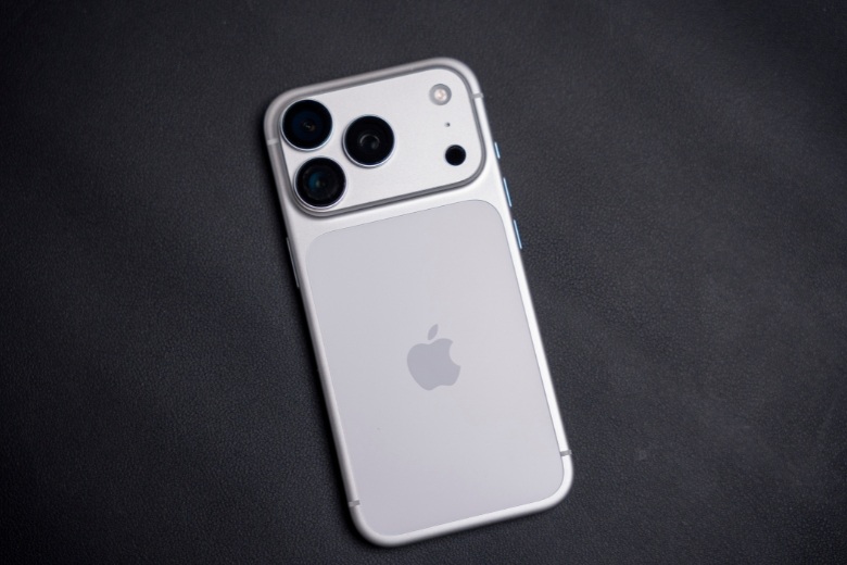 iPhone 17 Pro vs Samsung Galaxy S25 Ultra khung nhôm