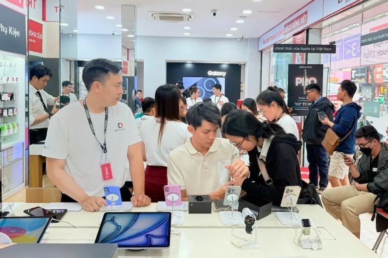 Mua điện thoại Black Friday 2025: Cơ hội mua sắm không thể bỏ lỡ 15 Mua điện thoại Black Friday