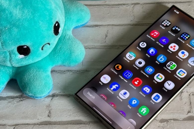 So sánh Galaxy S26 và iPhone 17 RAM và Bộ Nhớ "khủng"