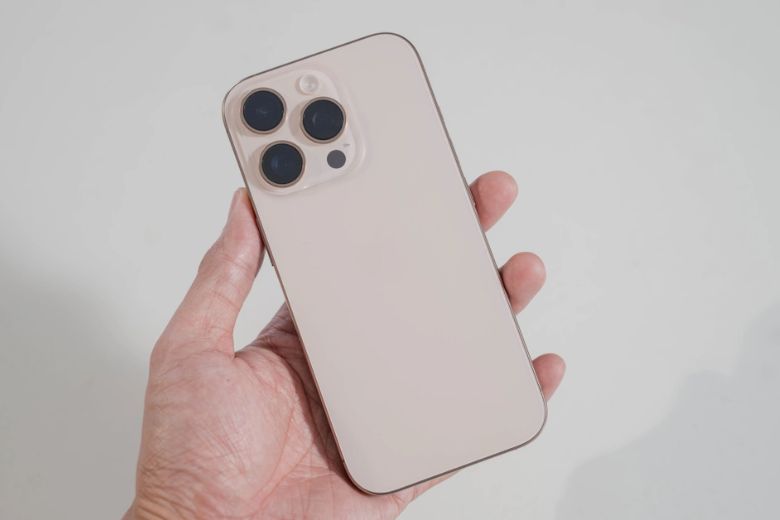 So sánh pin iPhone 17 vs iPhone 16 Pro Max: Muốn pin trâu thì nên chọn bản nào? 7 Chip xử lý đóng vai trò then chốt trong việc tối ưu hóa tiêu thụ năng lượng