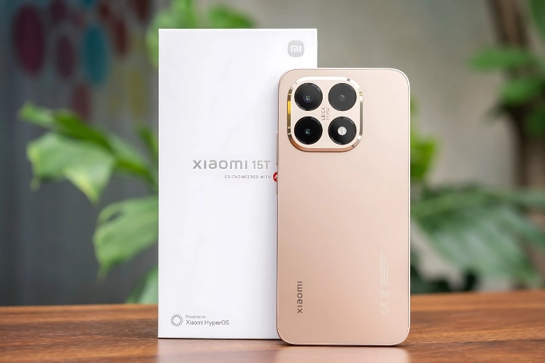 Trên tay Xiaomi 15T phụ kiện đầy đủ