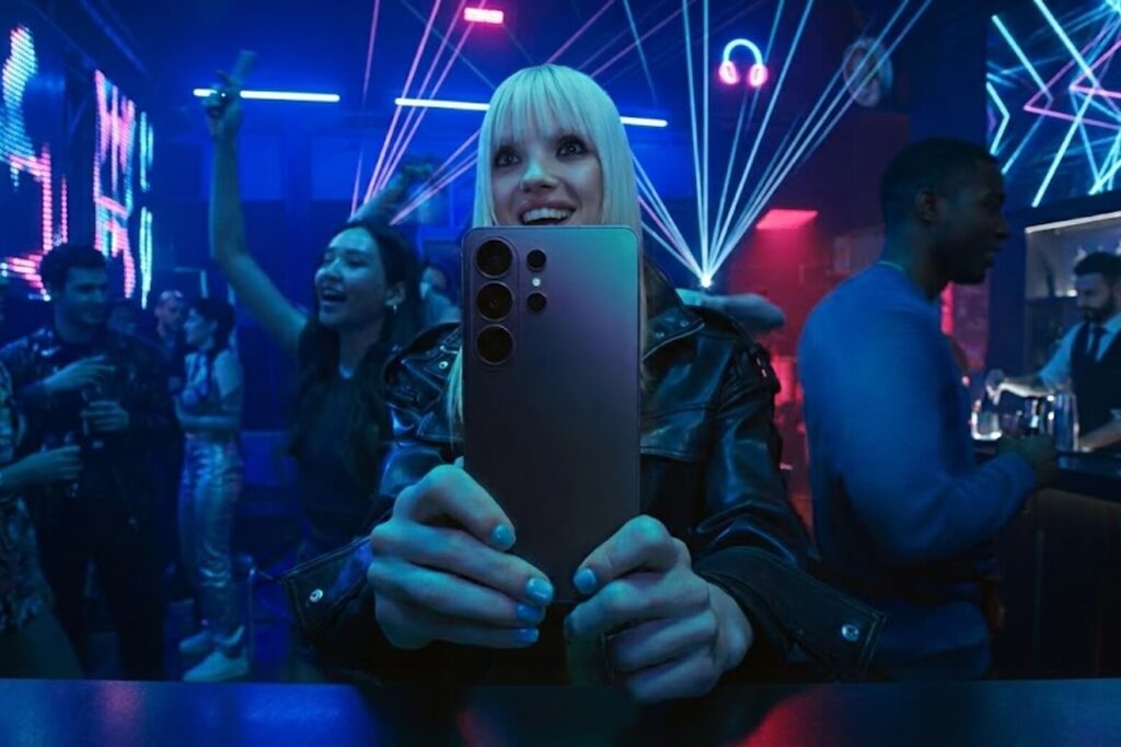 Camera Samsung Galaxy S26 Ultra — Sáng Nhất Dòng Galaxy, Chụp Đêm Đỉnh Cao, Zoom 100x Sắc Nét 16 Camera Samsung Galaxy S26 Ultra đột phá với khẩu độ F1.4 thu sáng tốt hơn 47% và AI khử nhiễu theo từng cảm biến