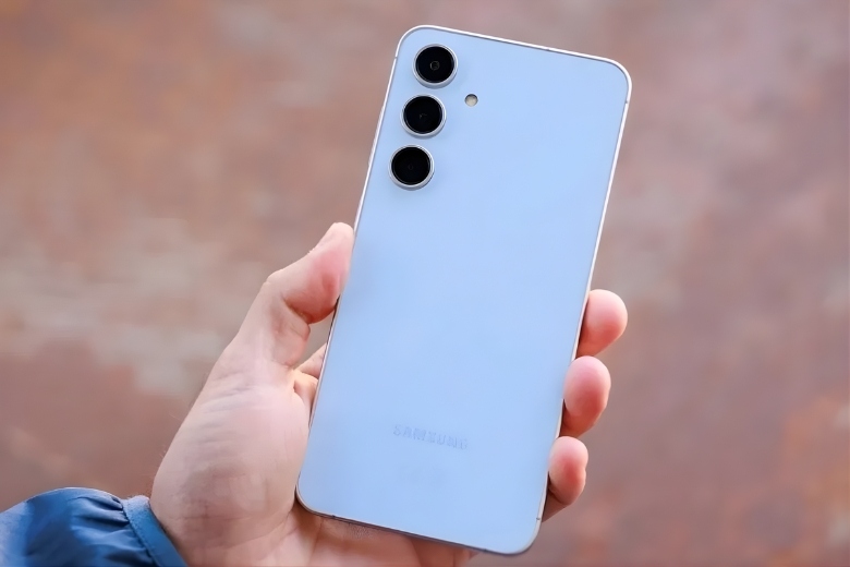 TOP 10 Điện thoại Android sale giá sốc dịp Black Friday tại Di Động Việt 17 Điện thoại Android giá sốc Black Friday Samsung Galaxy S25 FE