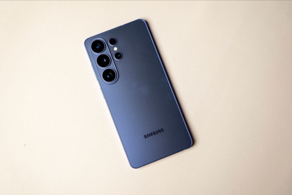 Dung lượng pin Samsung Galaxy S26 Ultra bao nhiêu? Đánh giá thực tế 12 dung lượng pin Samsung Galaxy S26 Ultra bao nhiêu? trade-in tại Di Động Việt