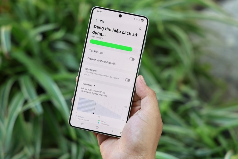 Galaxy S26 Plus có đáng chờ hơn S26 thường pin khủng