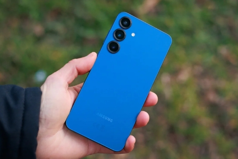 Rò rỉ Galaxy S26 Plus: Cú lật kèo từ Samsung khi "kẻ bị khai tử" bất ngờ lộ diện 4 thiết kế Galaxy S26 Plus rò rỉ chi tiết