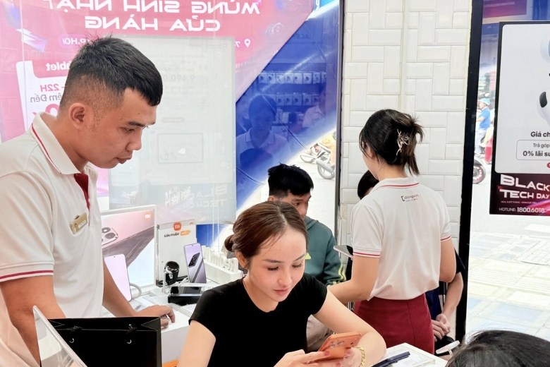 iPhone 17 Pro Max 512GB giá bao nhiêu tiền? Mua ở đâu chính hãng? 8 Giá iPhone 17 Pro Max 512GB bao nhiêu tiền tại Di Động Việt