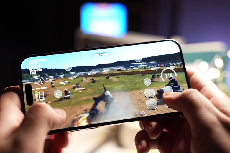  iPhone 17 bị nóng khi chơi game