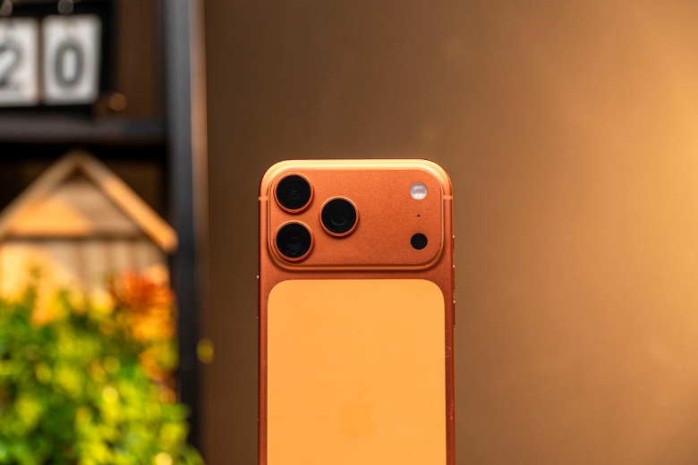 iPhone Air vs iPhone 17 Pro Max: Chọn phong cách hay hiệu năng? 15 iPhone Air vs iPhone 17 Pro Max cụm ba camera