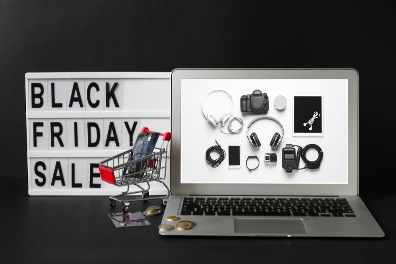 TOP 10 phụ kiện giá sốc (tai nghe, sạc, đồng hồ) đáng mua dịp Black Friday 2025 tại Di Động Việt 13 lợi ích mua phụ kiện giá sốc Black Friday