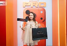 Phương Mỹ Chi sắm iPhone 17 Pro Max Di Động Việt