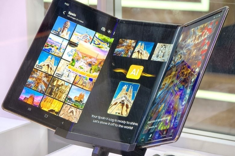 Tên gọi Samsung Galaxy Z TriFold chính thức được xác nhận: Camera 200MP, pin 5437mAh, màn 10-inch 7 Samsung Galaxy Z TriFold lộ diện thông số thiết kế