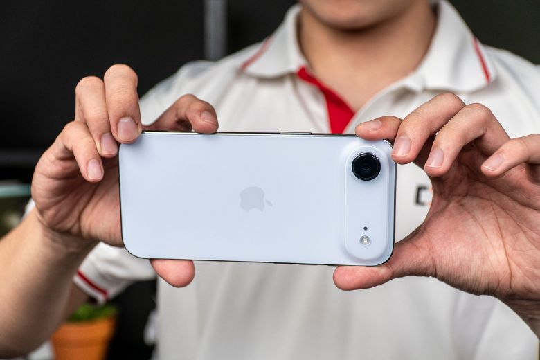 So sánh giá iPhone Air với iPhone 17
