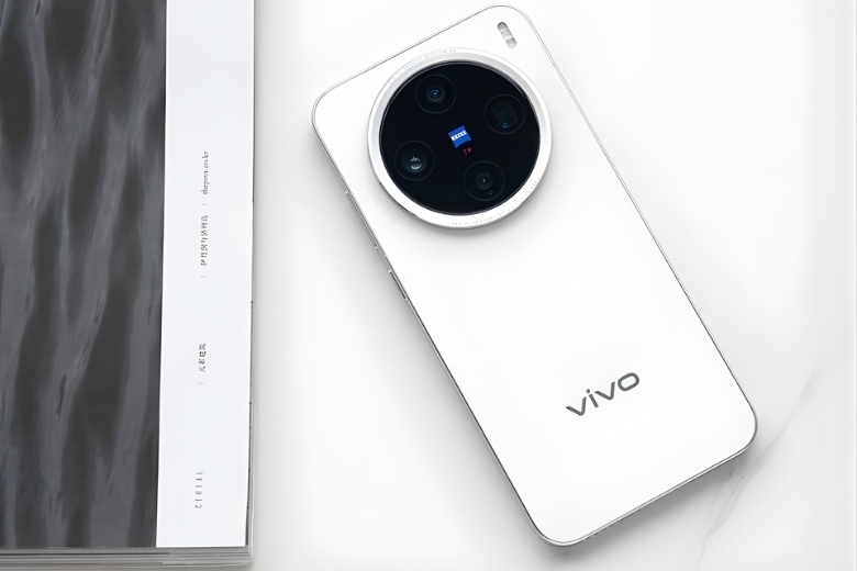 Vivo X300 giá bao nhiêu? Nên mua khi vừa ra mắt hay đợi giảm? 6 Vivo X300 giá bao nhiêu tại Trung Quốc