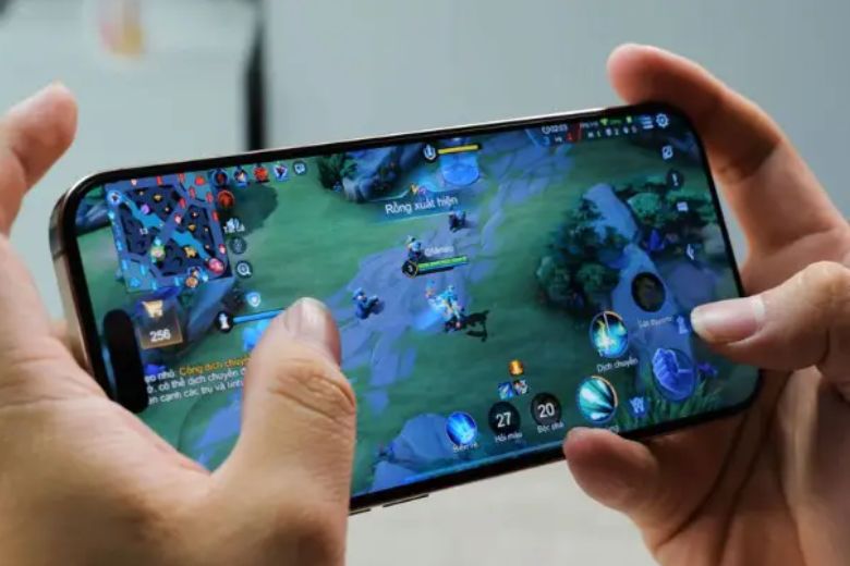Chơi game AAA trên iPhone 17 Pro Max: Nhiệt độ cao & Độ ổn định có được đảm bảo? 3 Chơi game AAA trên iPhone 17 Pro Max