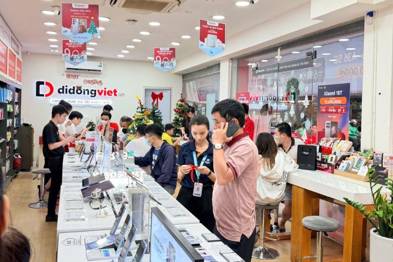 Chụp đêm iPhone Air có thua iPhone 17 nhiều không? Đánh giá thực tế 7 Chụp đêm iPhone Air có thua iPhone 17 nhiều không