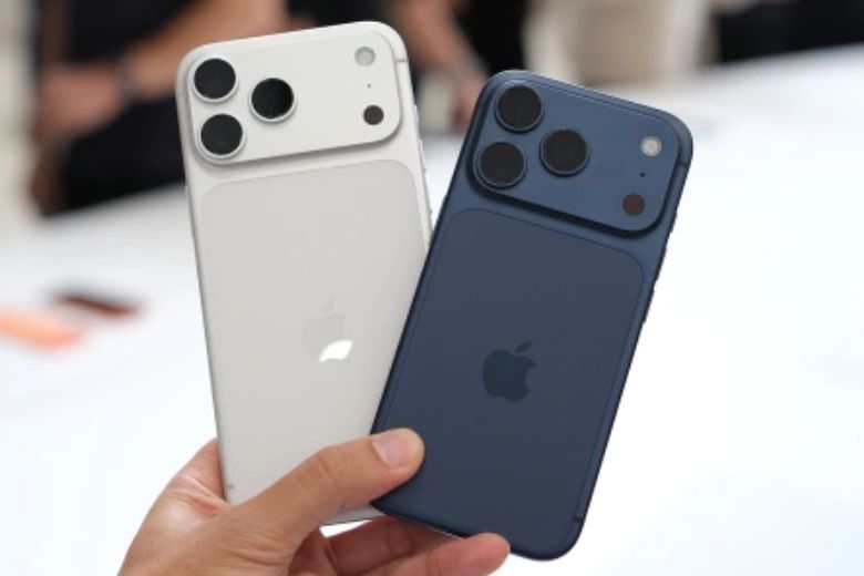 iPhone 17 Pro Max có phù hợp với dân bán hàng online livestream? 6 iPhone 17 Pro Max livestream bán hàng online