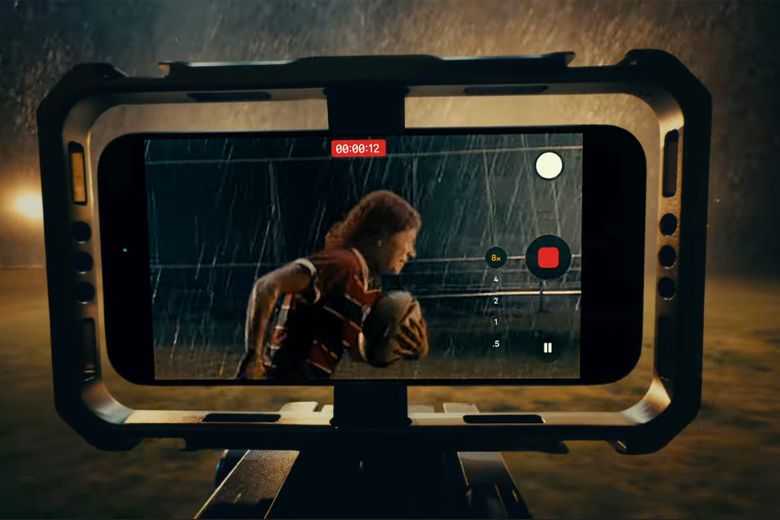 iPhone 17 Pro quay đêm