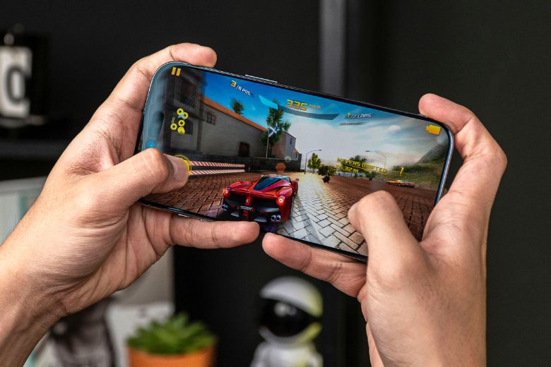 Trải nghiệm iPhone Air sau 3 tháng dùng: có bị nóng máy không? 3 iPhone Air sau 3 tháng dùng