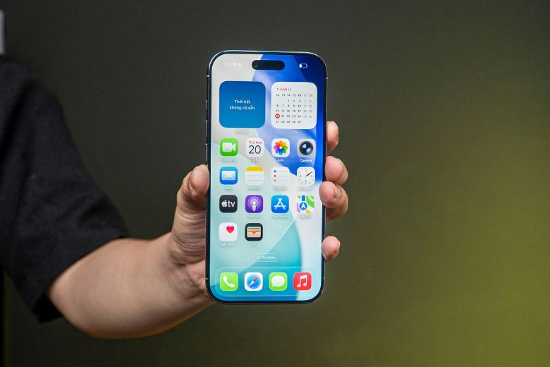 Trải nghiệm iPhone Air sau 3 tháng dùng: có bị nóng máy không? 2 iPhone Air sau 3 tháng dùng