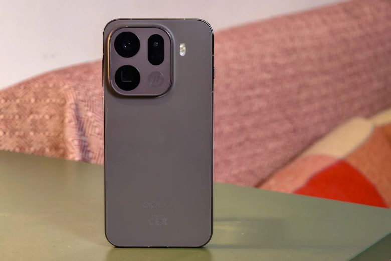 So sánh OPPO Find X9 Pro vs OPPO Find X8 Pro