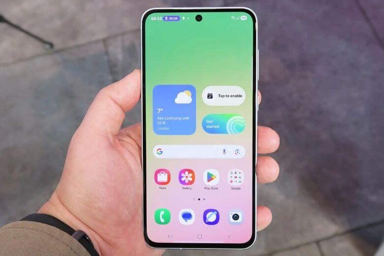 Oppo Reno15 F có màn hình 6.57 inch với độ phân giải FHD+ (1080 x 2372 pixels) 